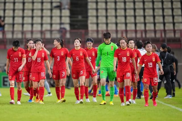 暑期档累计171亿将超去年 《哪吒》走势依旧强劲 2019-08-28 %，累计票房超8亿。