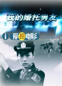 贝克汉姆带帅儿子看球赛 与卡卡贝利亲密合影 2014-07-14 7月31日，在德国对阵阿根廷的最后一场世界杯比赛上，贝克汉姆携三子现身巴西，在看台观战，并与球王贝利，卡卡亲密合影。